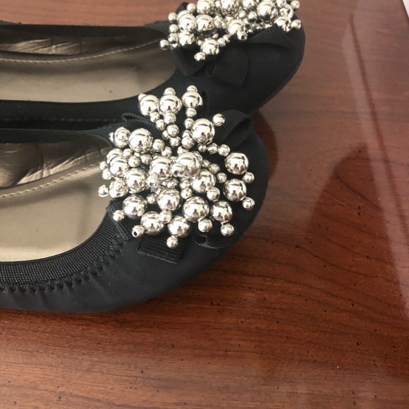 Women’s OLLIO BALLET FLATS. Black soft upper with silver decoration On toe. - Picture 3 of 7